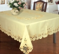EMBROIDERED TABLECLOTH WITH NAPKINS