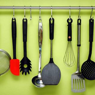 Kitchen House Wares & Utensils